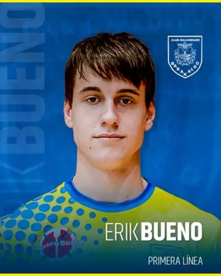 Erik Bueno - Jugador del Club Balonmano Barakaldo. Primera línea