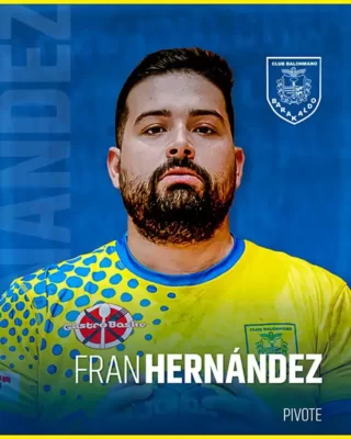 Fran Hernández - Jugador del Club Balonmano Barakaldo. Pivote